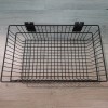 Metallic basket for mesh