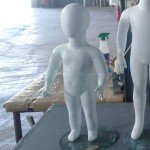 Mannequin faceless child 1 year old