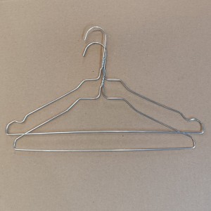 Galvanized wire metal hanger with notches 34-41cm.