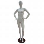 White lady mannequin without features mod. Vera
